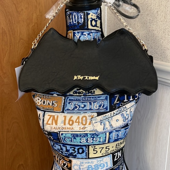 NWT Betsey Johnson Kitsch Bat "Going Batty" Handbag Crossbody RARE! - Picture 6 of 7